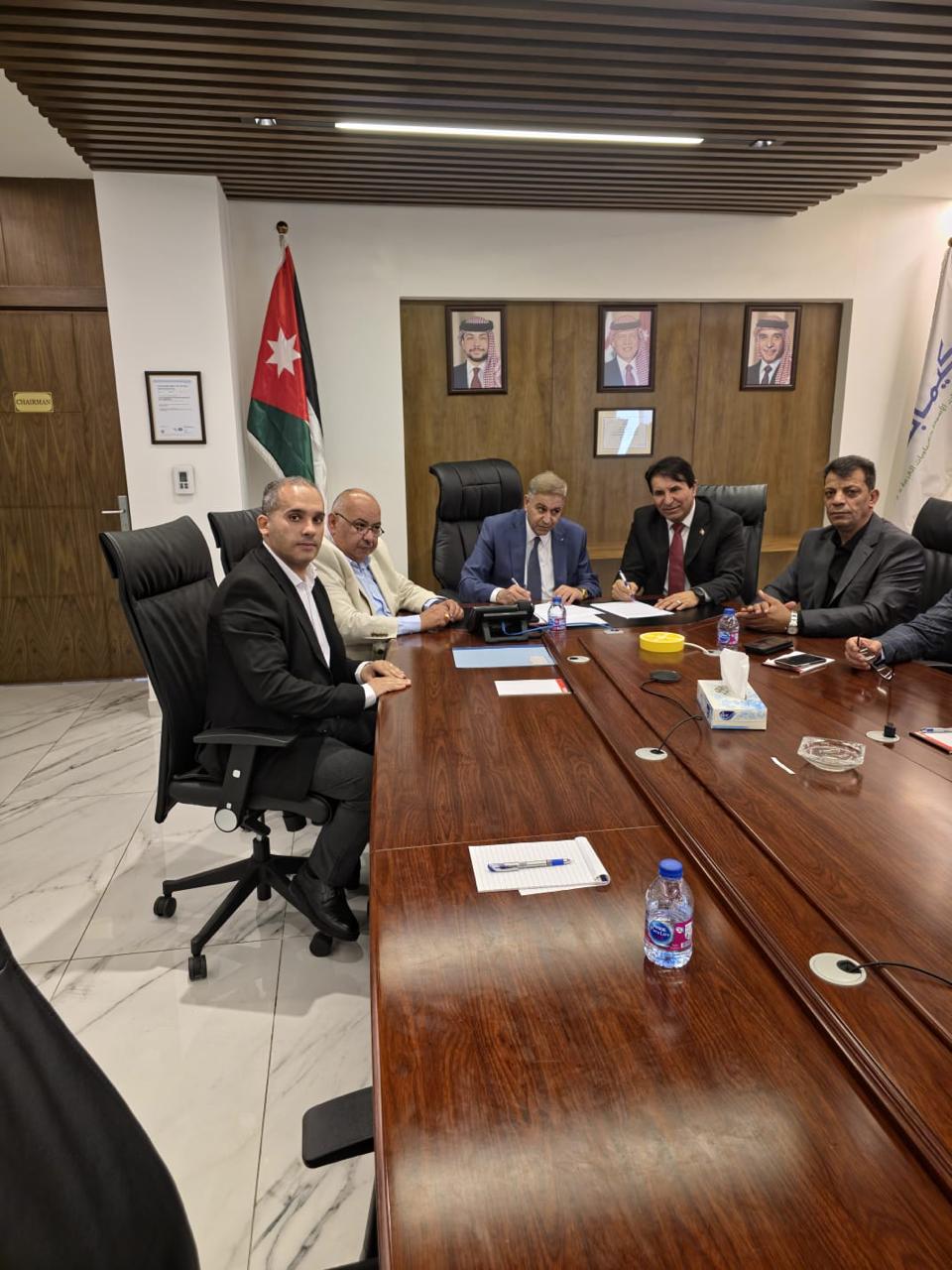 Madar Al-Saa Images 0.22814855691008518