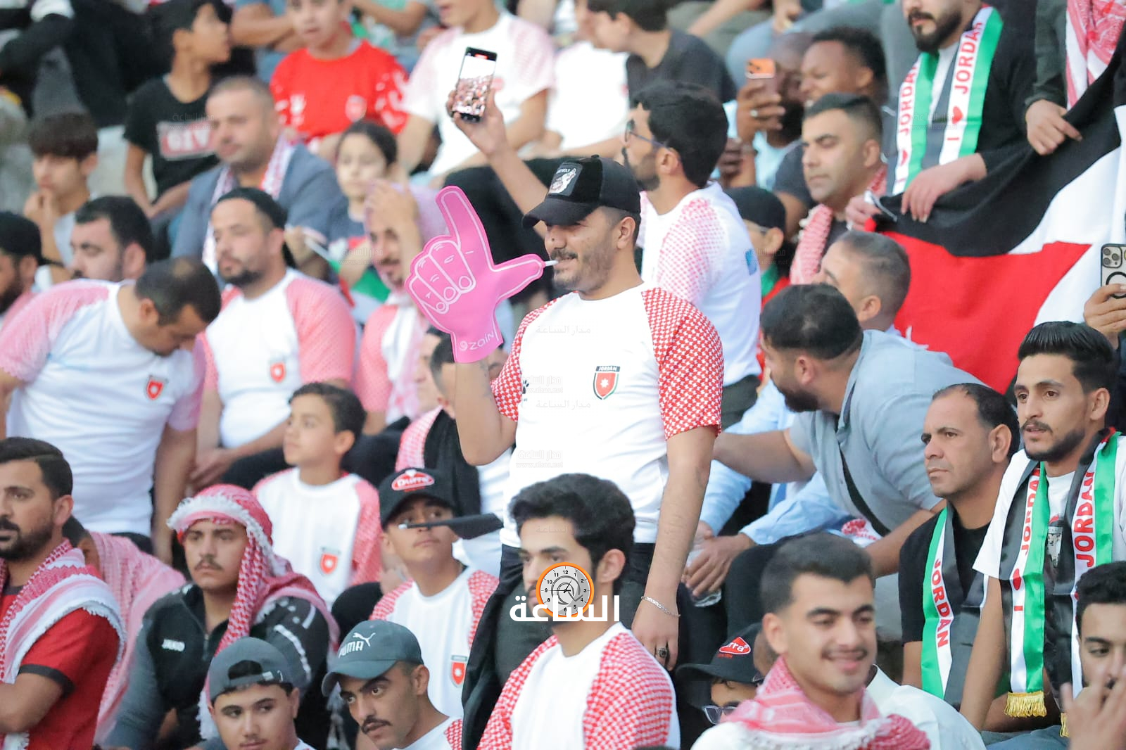 Madar Al-Saa Images 0.6609652064103629