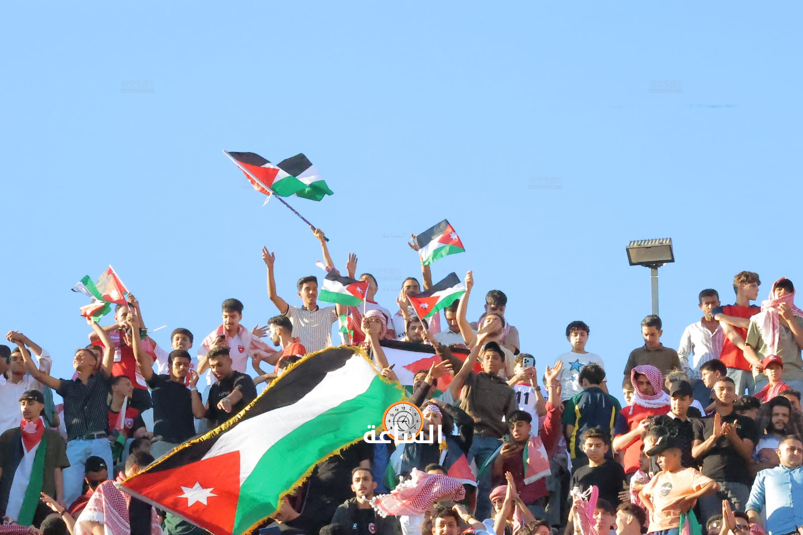 Madar Al-Saa Images 0.7469422492255753