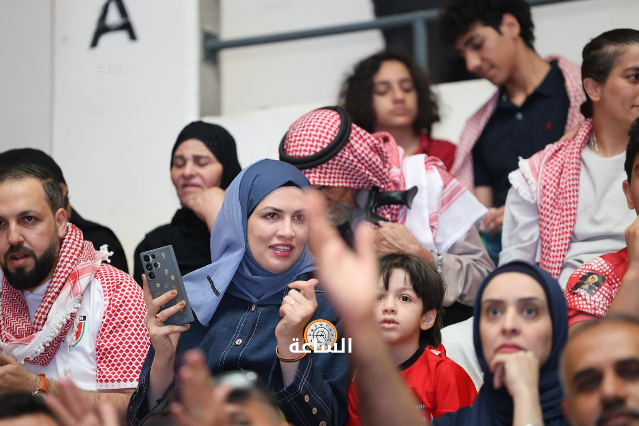 Madar Al-Saa Images 0.8940852802094267