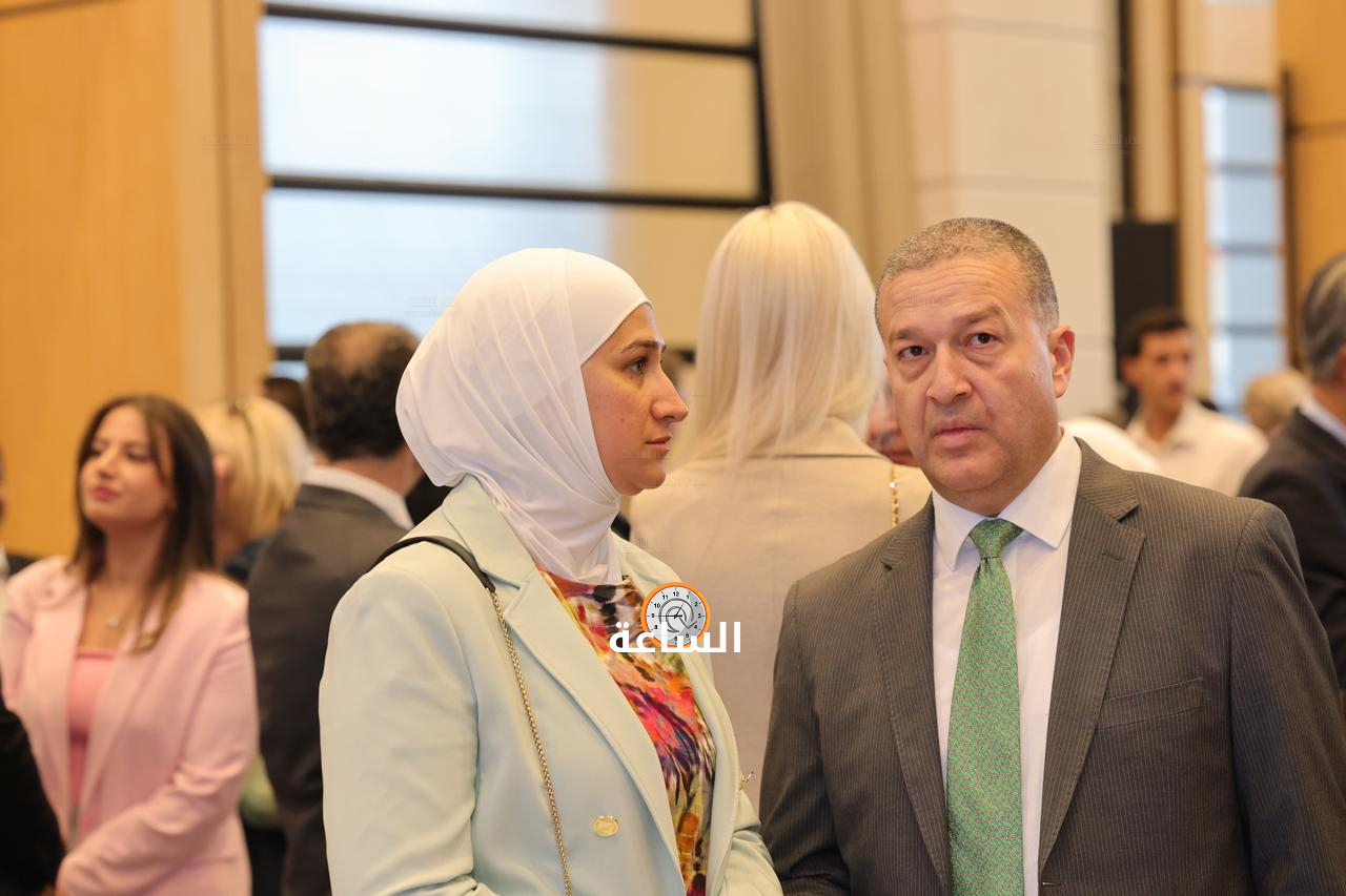 Madar Al-Saa Images 0.6547645453116983