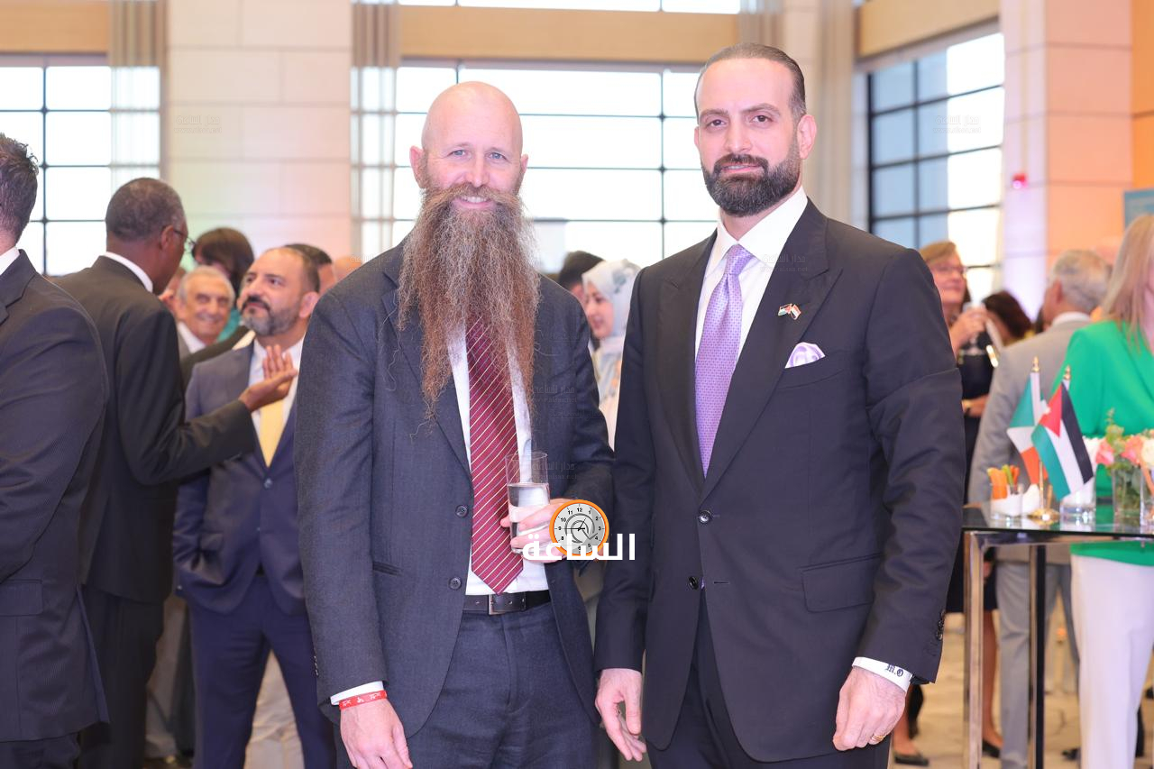 Madar Al-Saa Images 0.22056017560108587