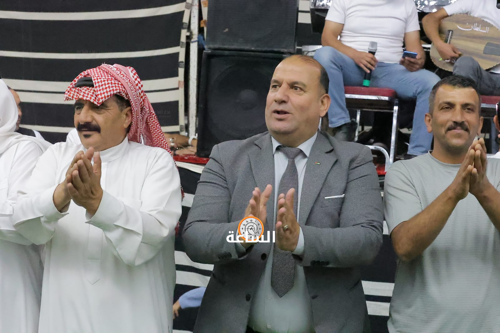 Madar Al-Saa Images 0.9426788590507703