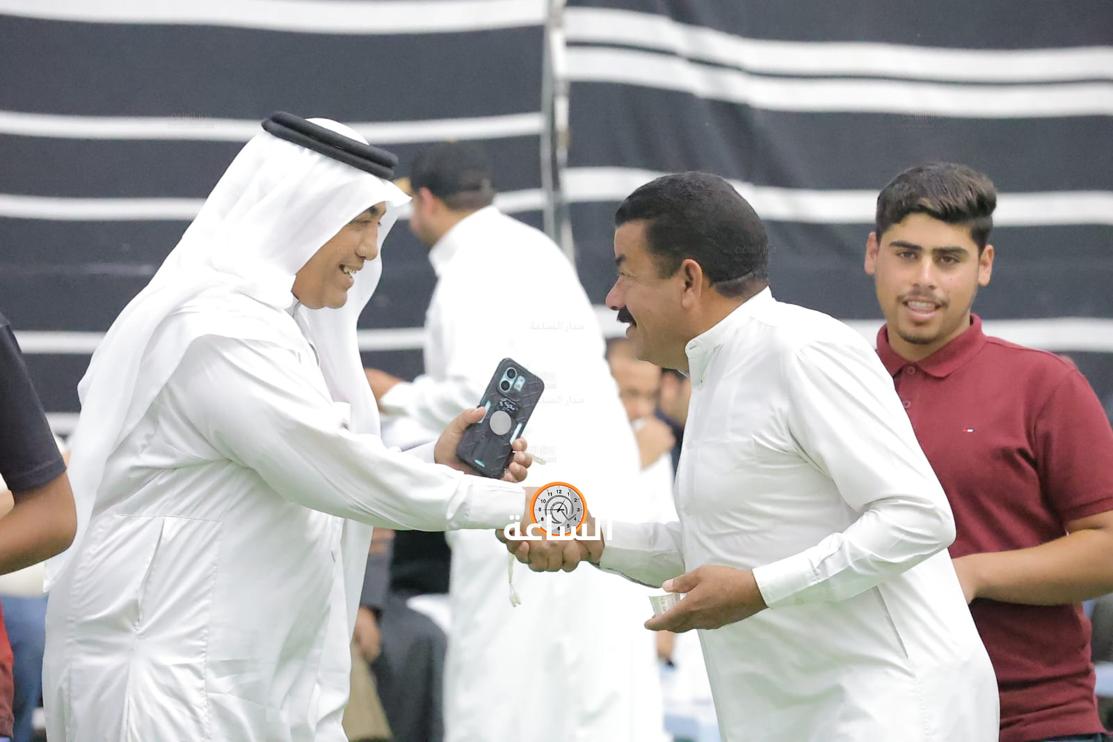 Madar Al-Saa Images 0.7164050285950446