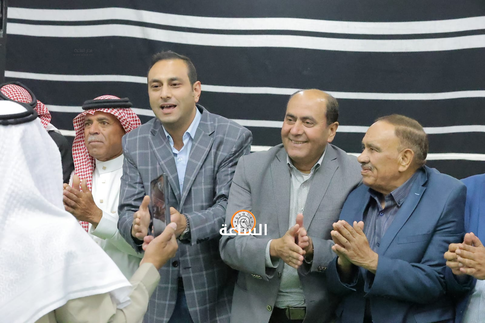 Madar Al-Saa Images 0.06418224608980605