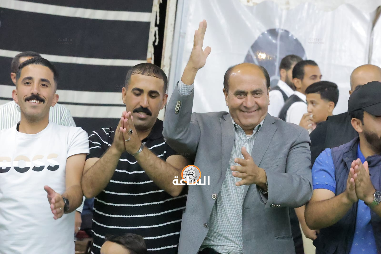 Madar Al-Saa Images 0.4370863380652017