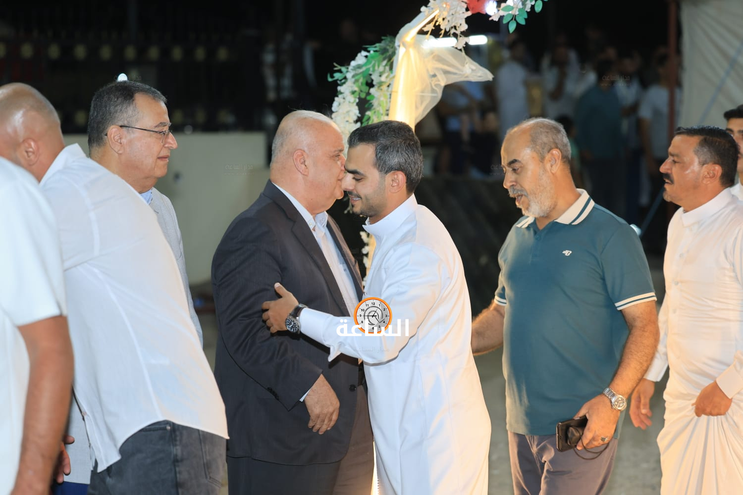 Madar Al-Saa Images 0.6897989254670885