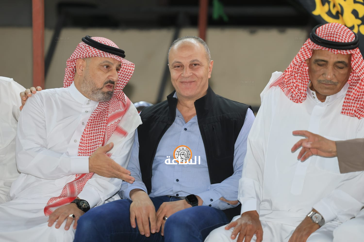 Madar Al-Saa Images 0.6600368335343734