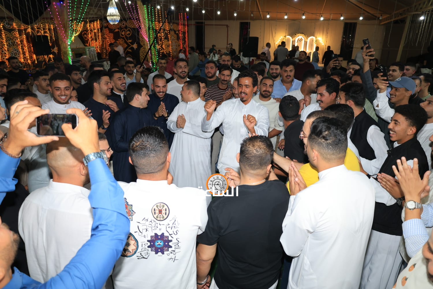 Madar Al-Saa Images 0.3021912695752865