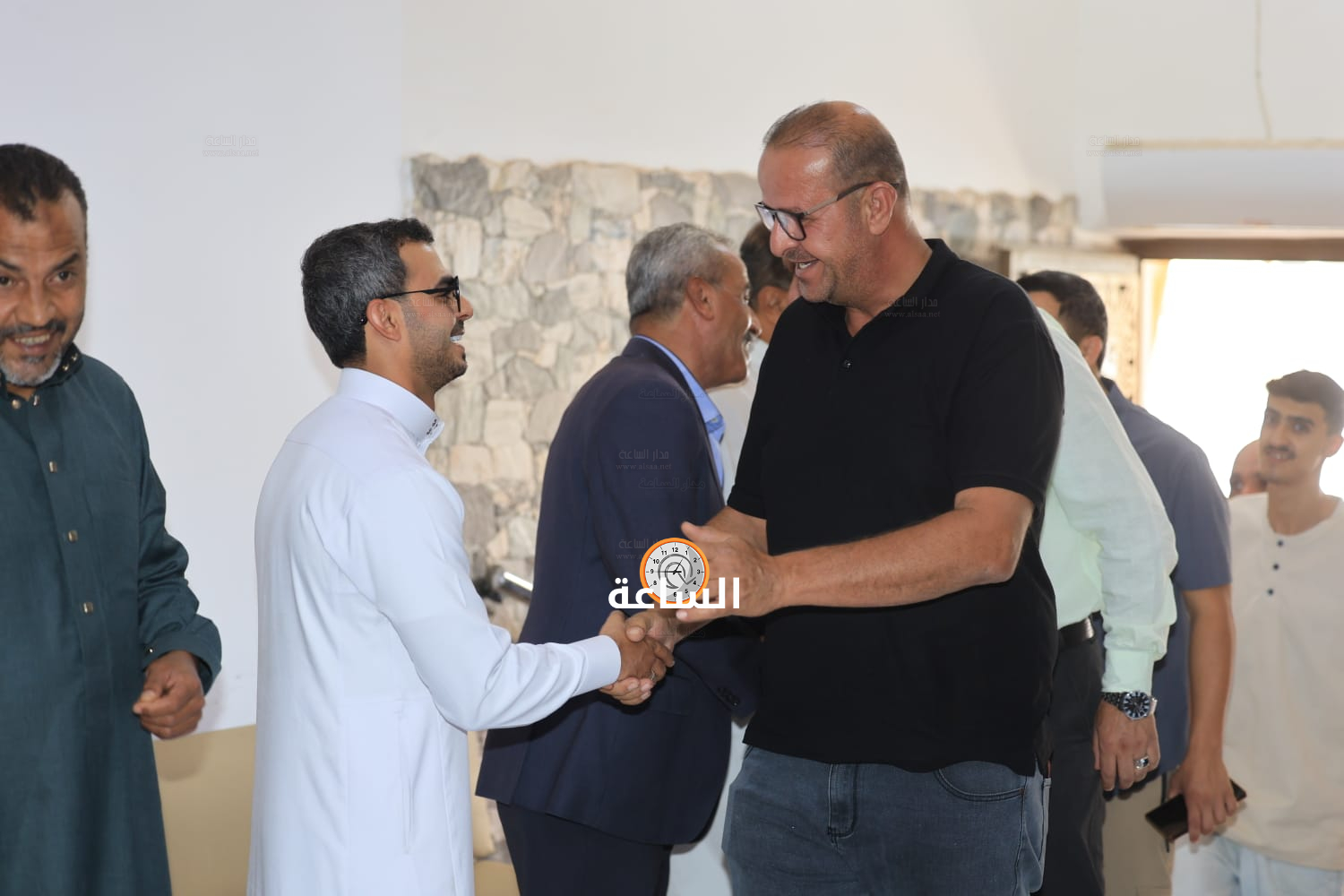 Madar Al-Saa Images 0.27314716676685846