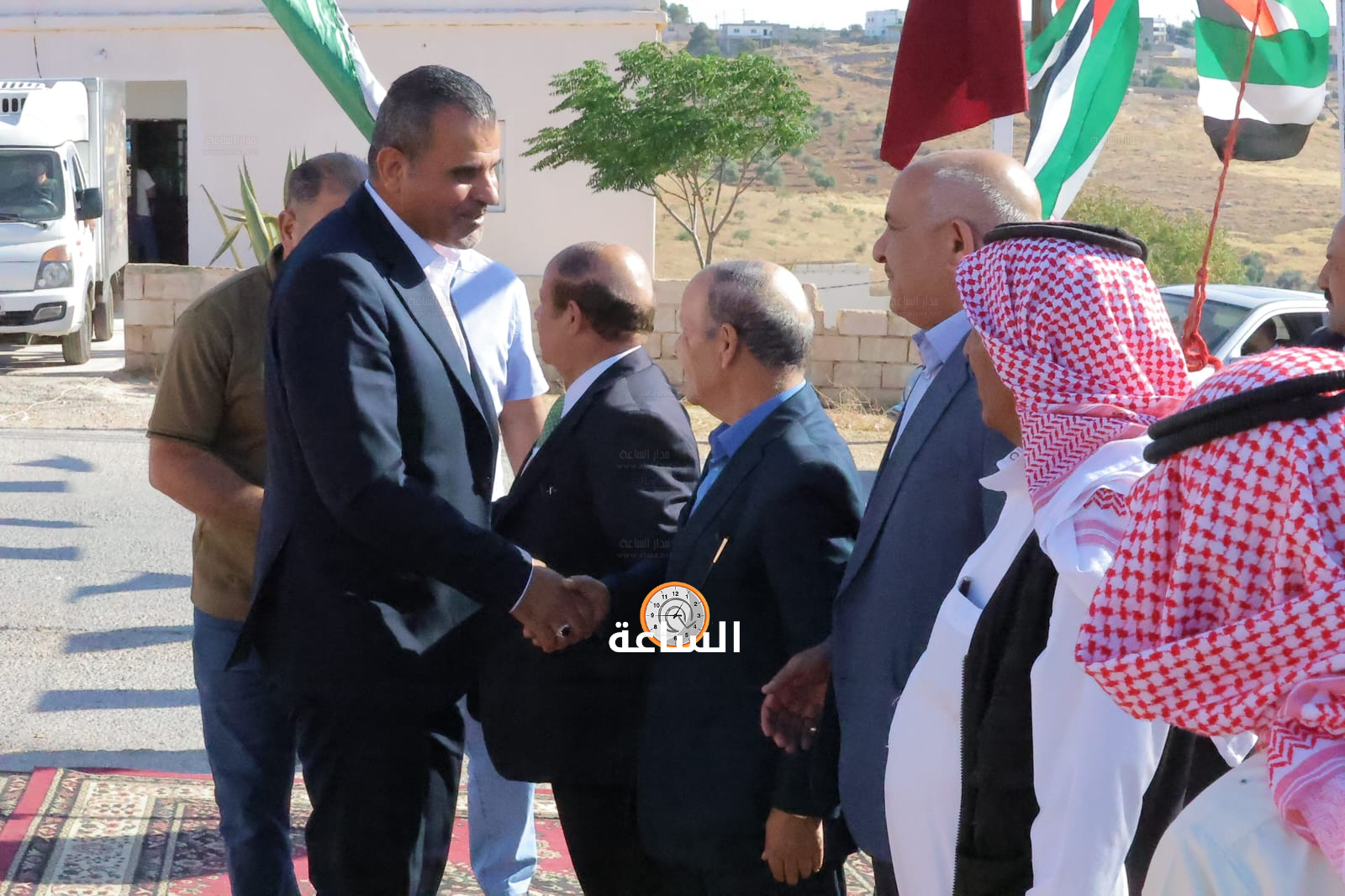 Madar Al-Saa Images 0.5107200054426551