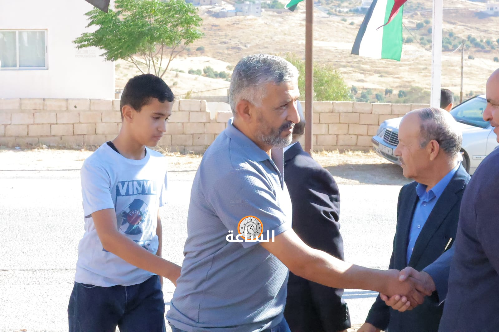 Madar Al-Saa Images 0.08200381477962182
