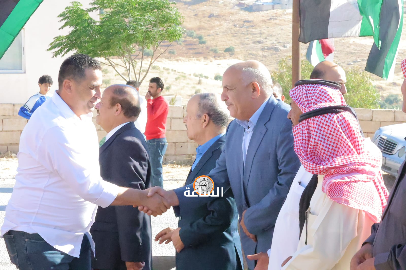 Madar Al-Saa Images 0.027577125114387924