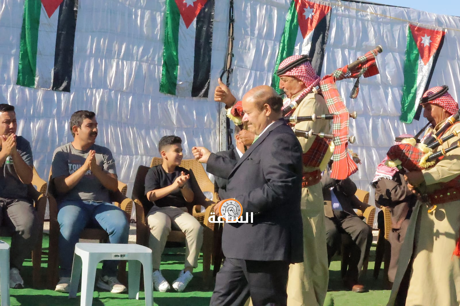 Madar Al-Saa Images 0.48626972354518316