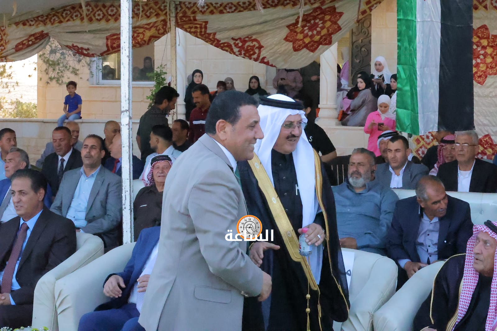 Madar Al-Saa Images 0.9999766052873944
