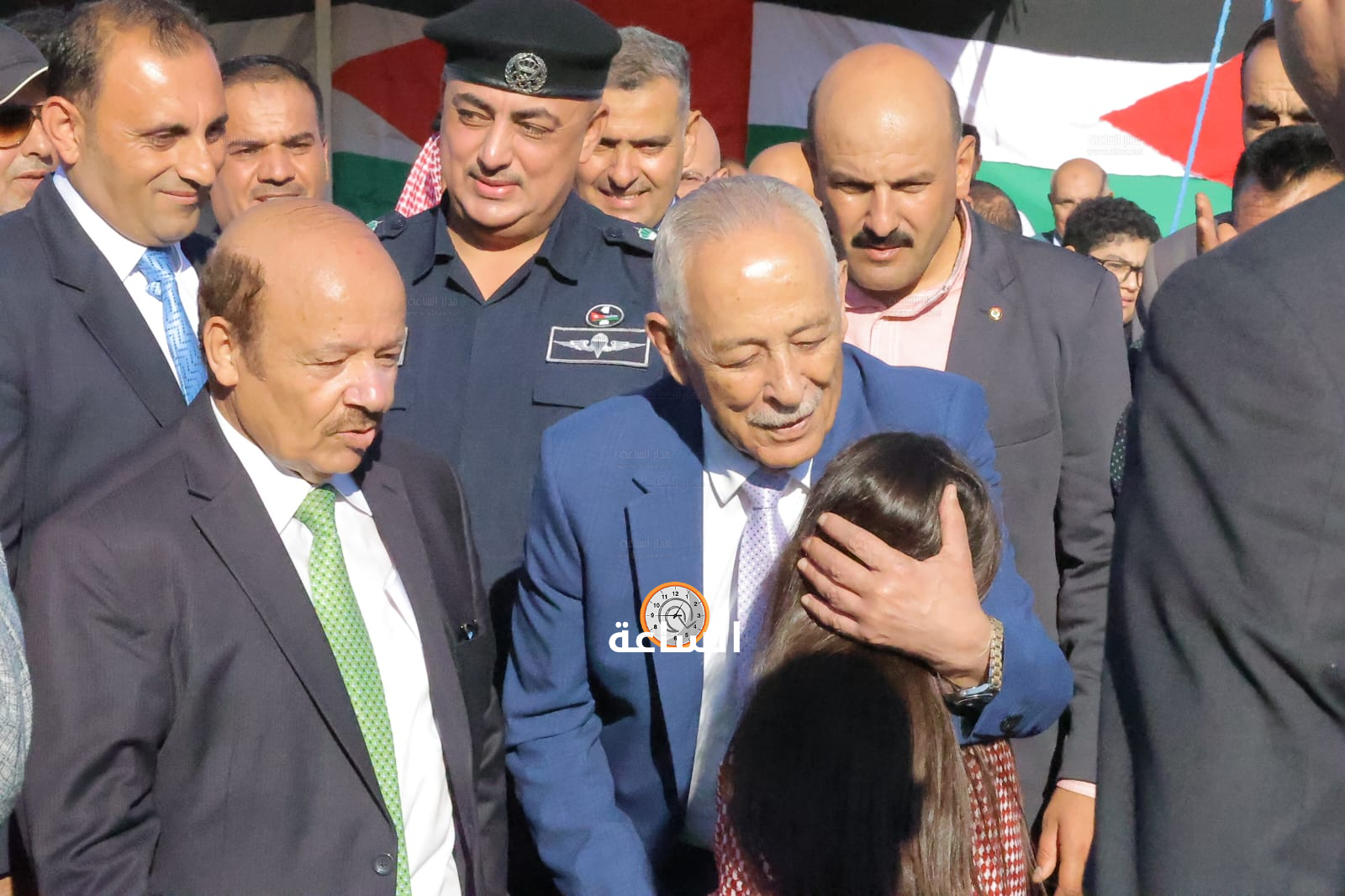 Madar Al-Saa Images 0.9800048196153363