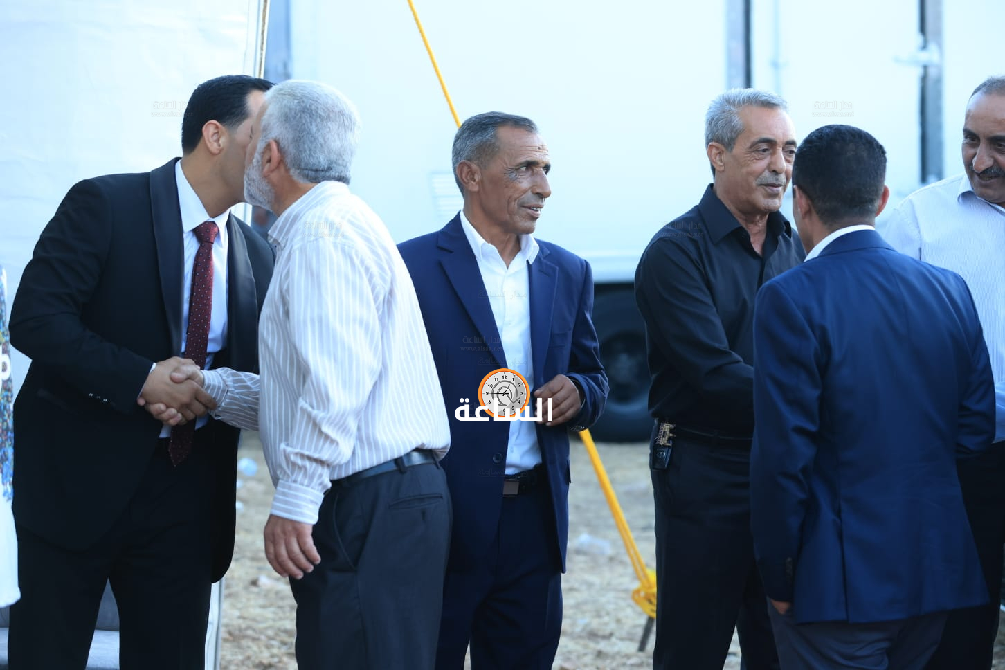 Madar Al-Saa Images 0.5098362358835087