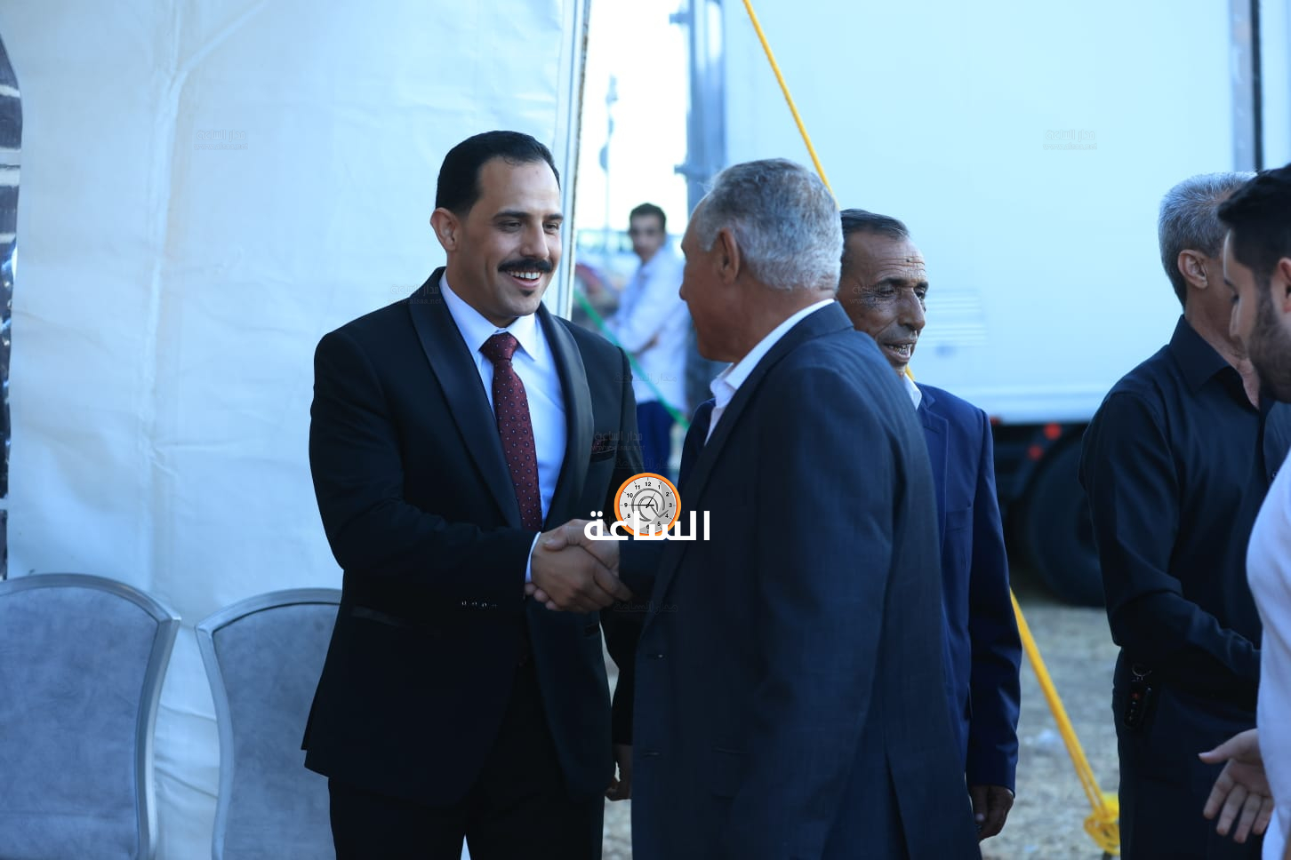 Madar Al-Saa Images 0.8936449891272197