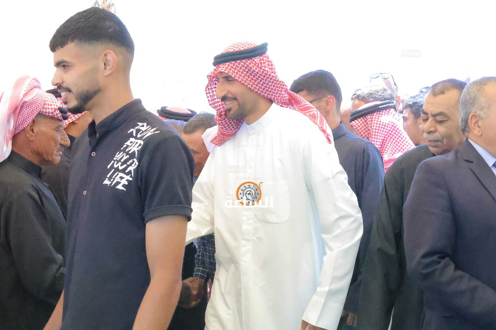 Madar Al-Saa Images 0.8619750576562215