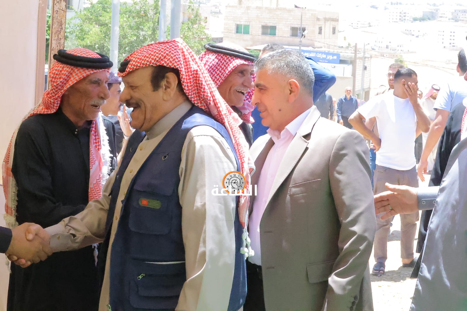 Madar Al-Saa Images 0.061175468095860164