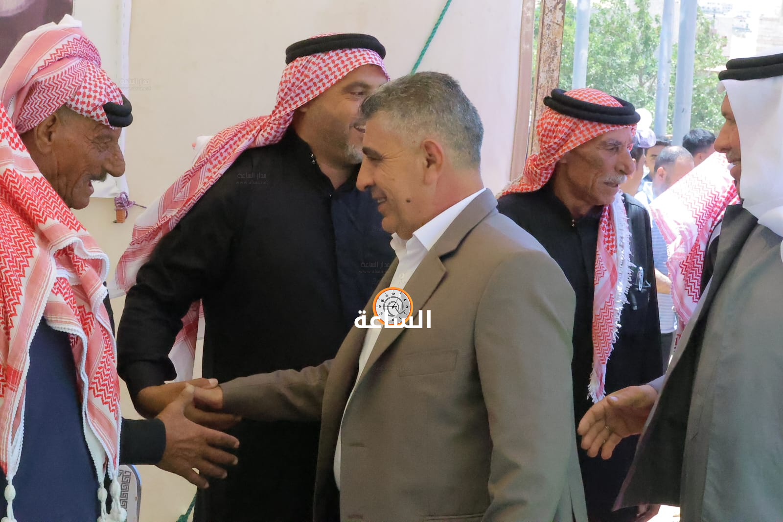 Madar Al-Saa Images 0.7102167423475761