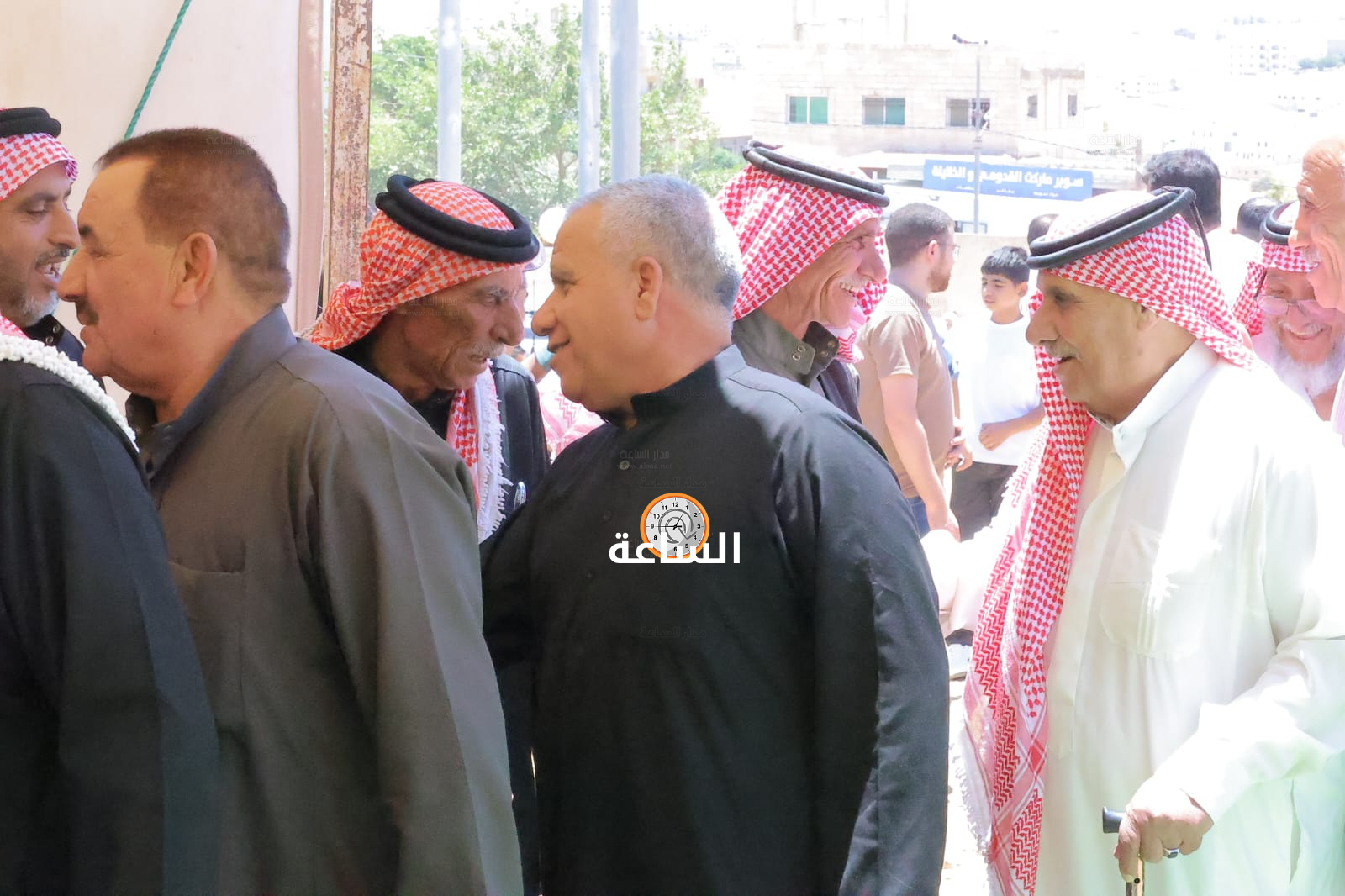 Madar Al-Saa Images 0.7412722804310523