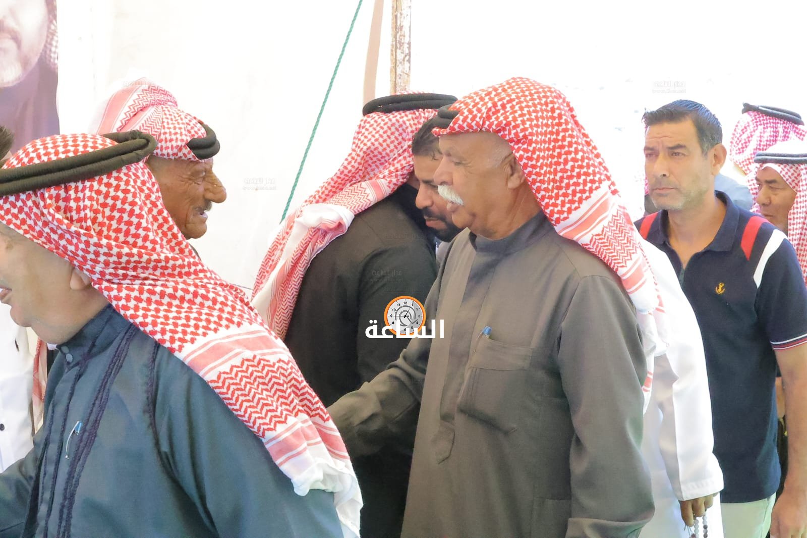 Madar Al-Saa Images 0.5486486508626368