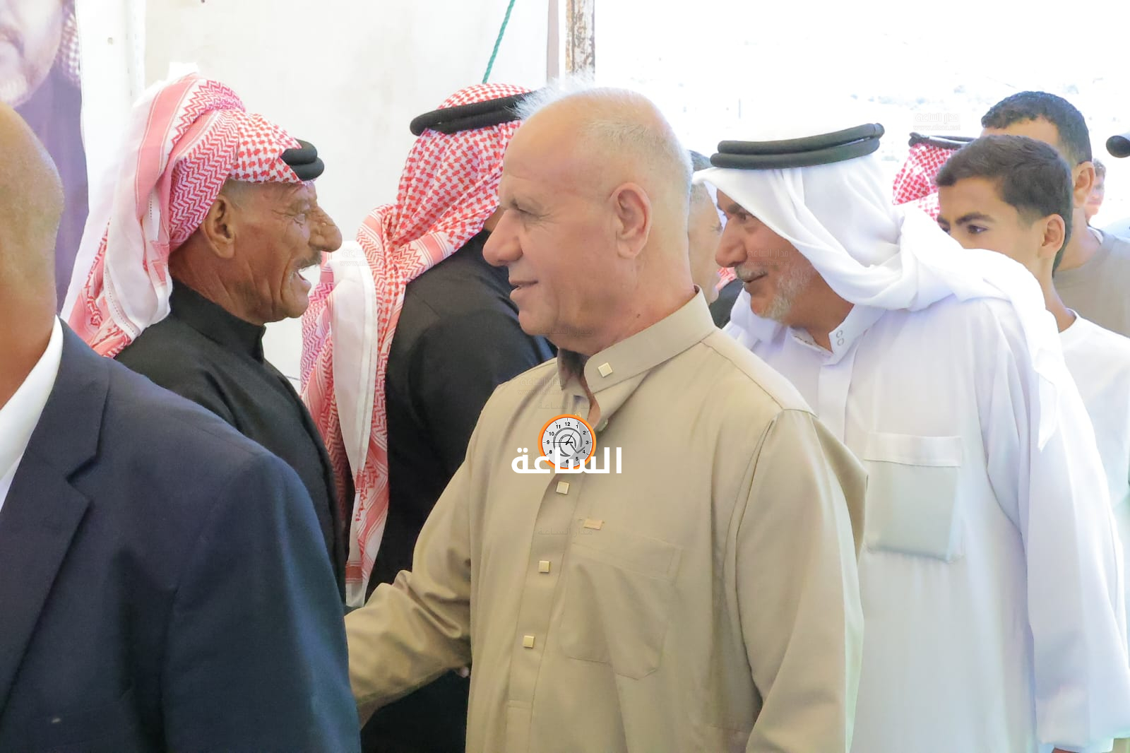 Madar Al-Saa Images 0.4484413853470758