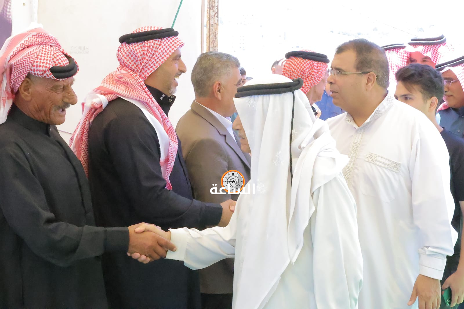Madar Al-Saa Images 0.9649859503724655