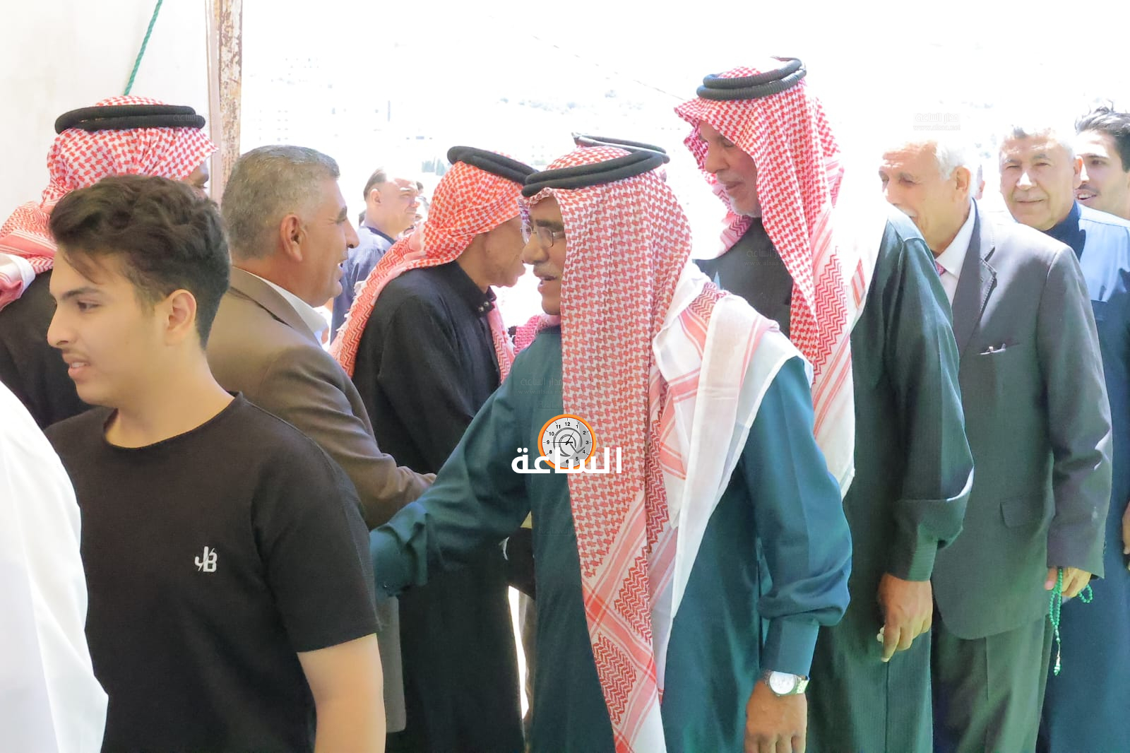Madar Al-Saa Images 0.06701688000817485