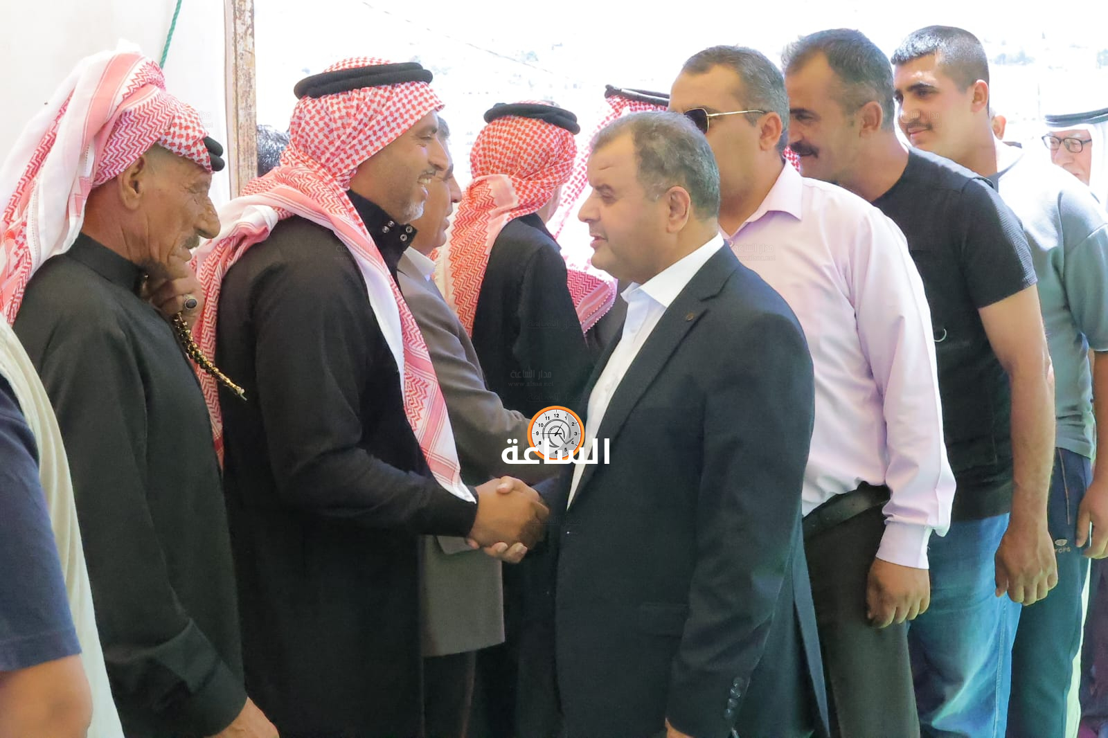 Madar Al-Saa Images 0.6162741097584274