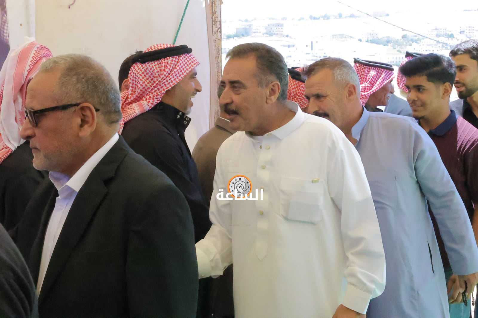 Madar Al-Saa Images 0.9982587378019501