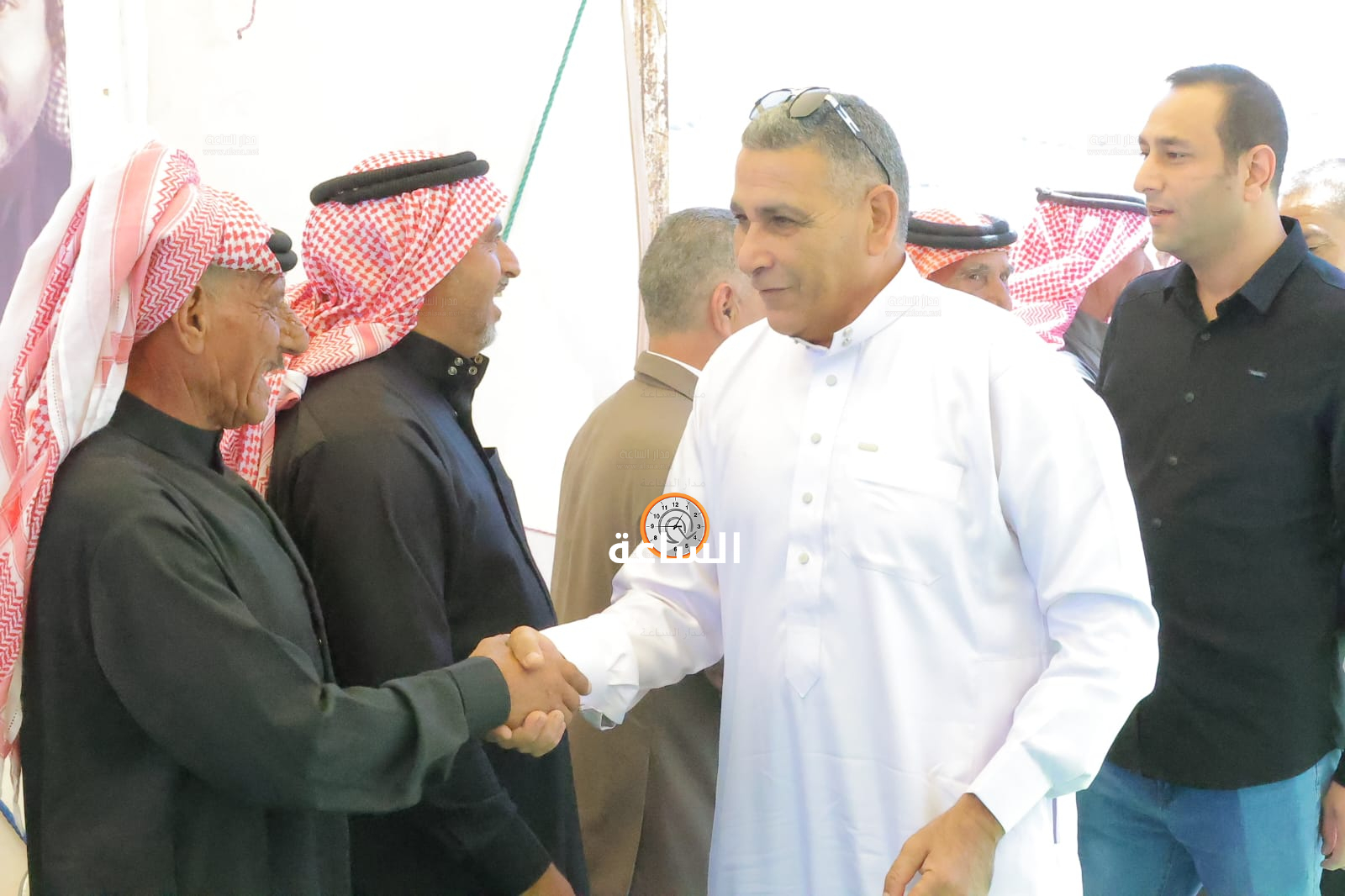 Madar Al-Saa Images 0.11777058612207925