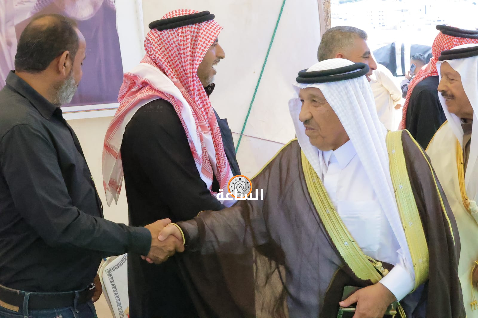 Madar Al-Saa Images 0.3592638246373653