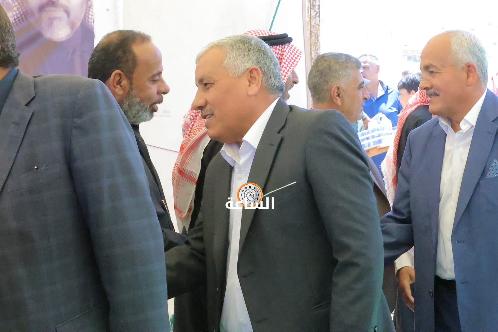 Madar Al-Saa Images 0.4242843007563072