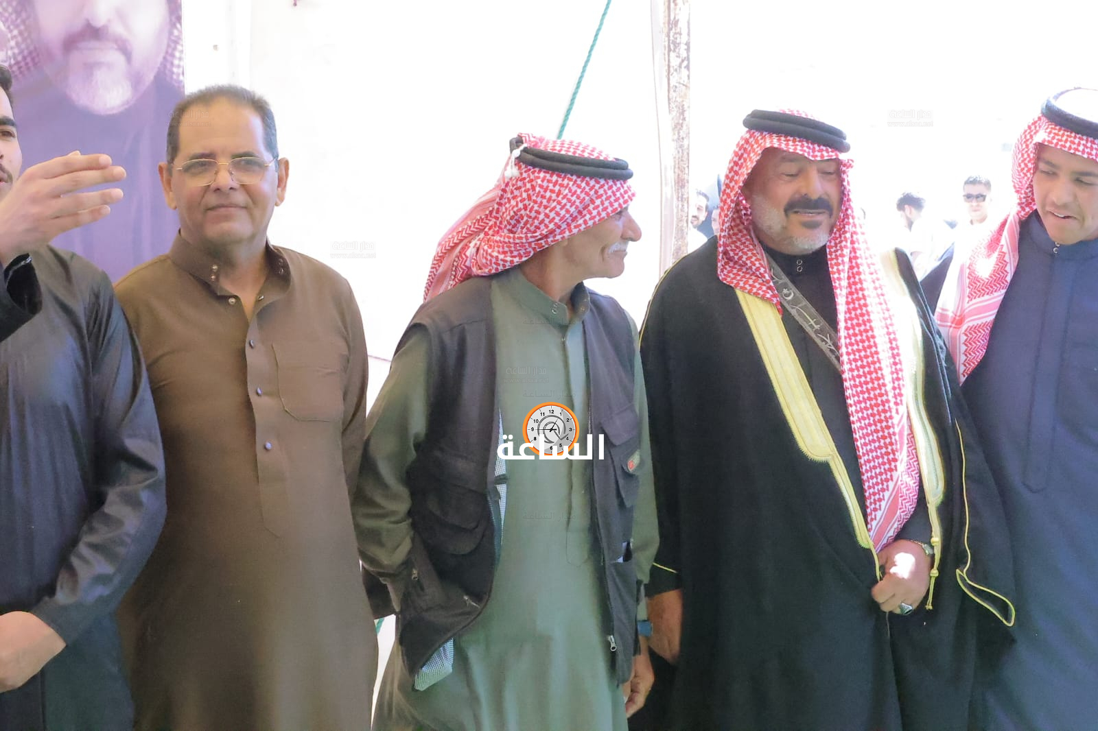 Madar Al-Saa Images 0.01870865972809732