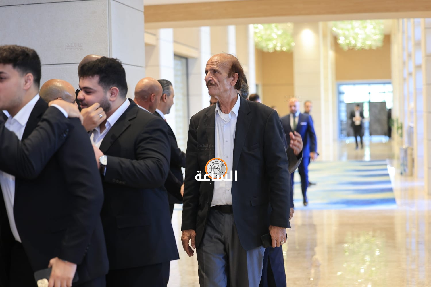 Madar Al-Saa Images 0.03709250344333537