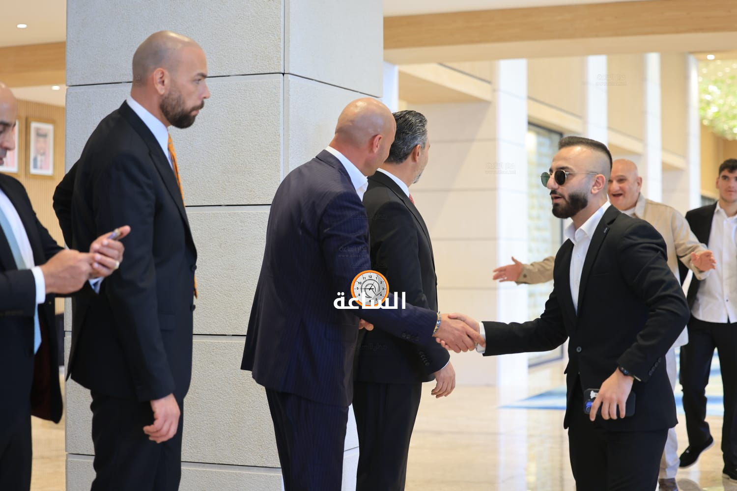 Madar Al-Saa Images 0.6500121657119963