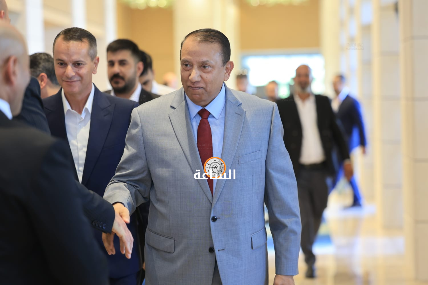 Madar Al-Saa Images 0.45853975003969305