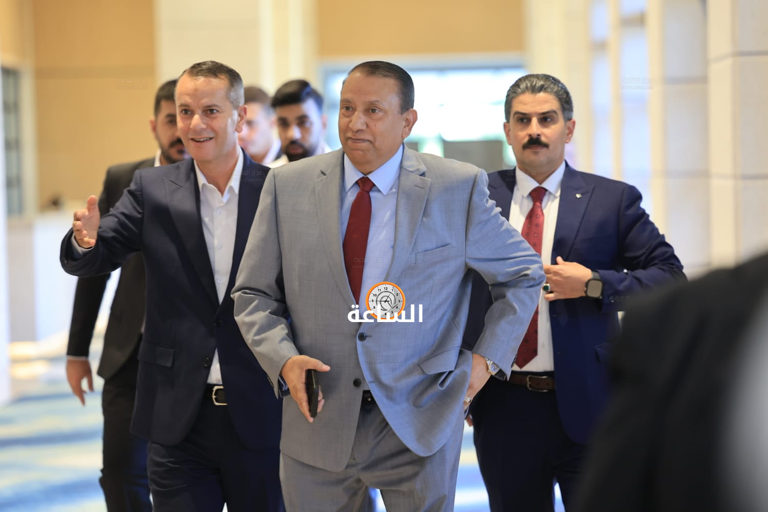 Madar Al-Saa Images 0.8397099945335902