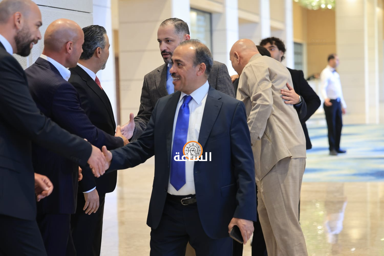 Madar Al-Saa Images 0.9971443991285244