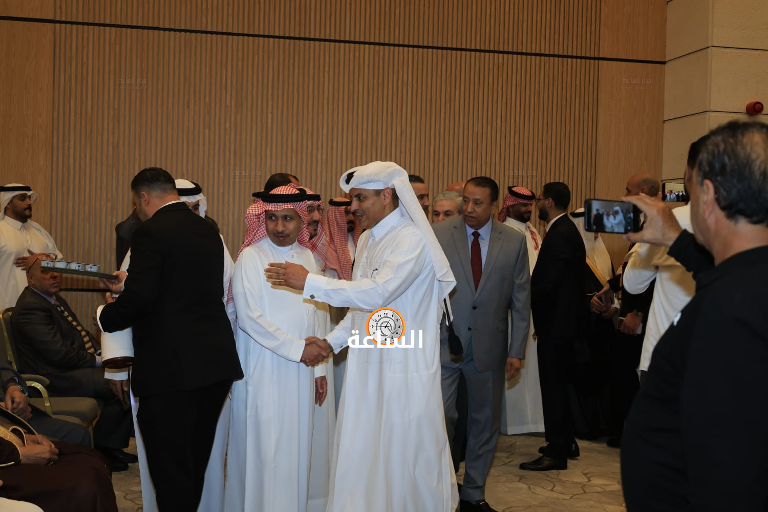 Madar Al-Saa Images 0.818264138451105