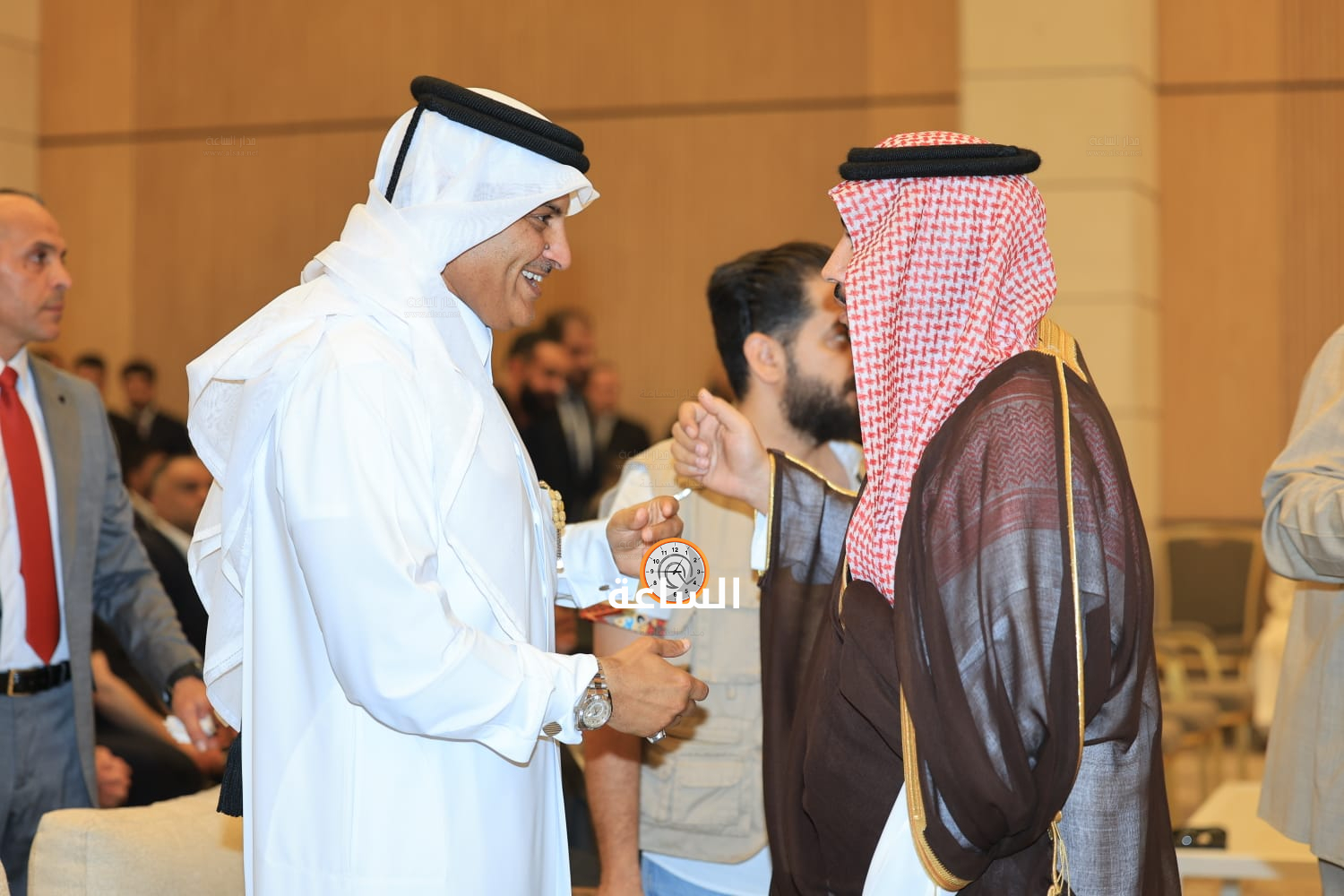 Madar Al-Saa Images 0.10653848607529648