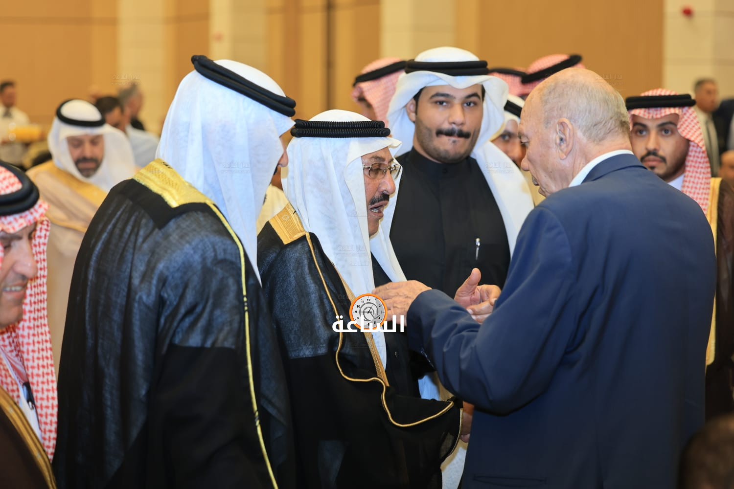 Madar Al-Saa Images 0.08151545221375145