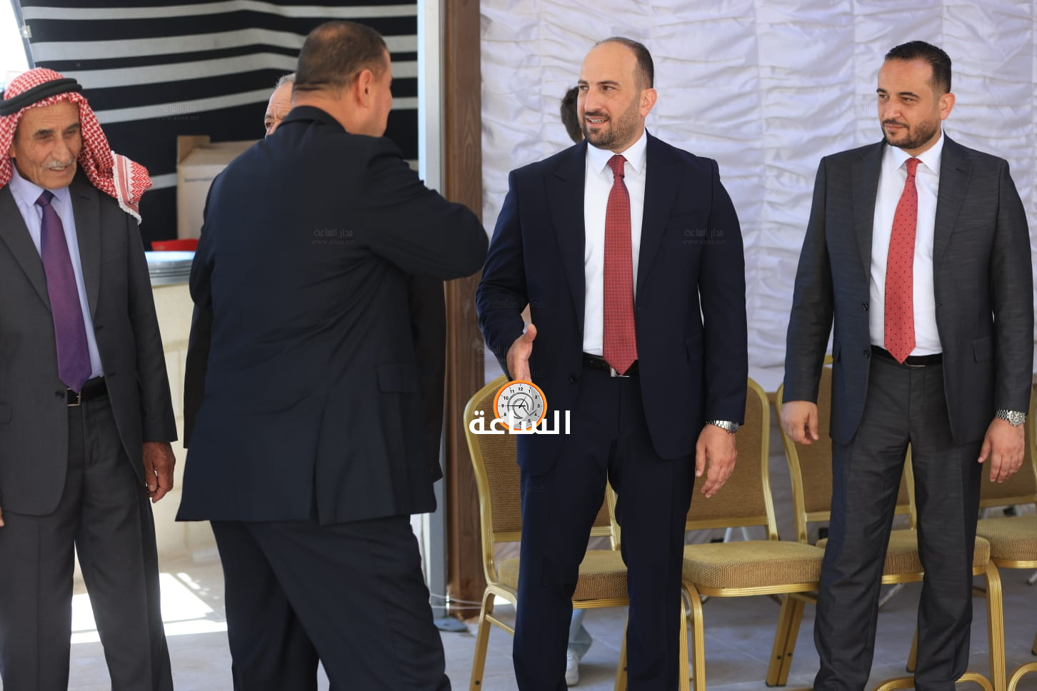Madar Al-Saa Images 0.3371068346950675