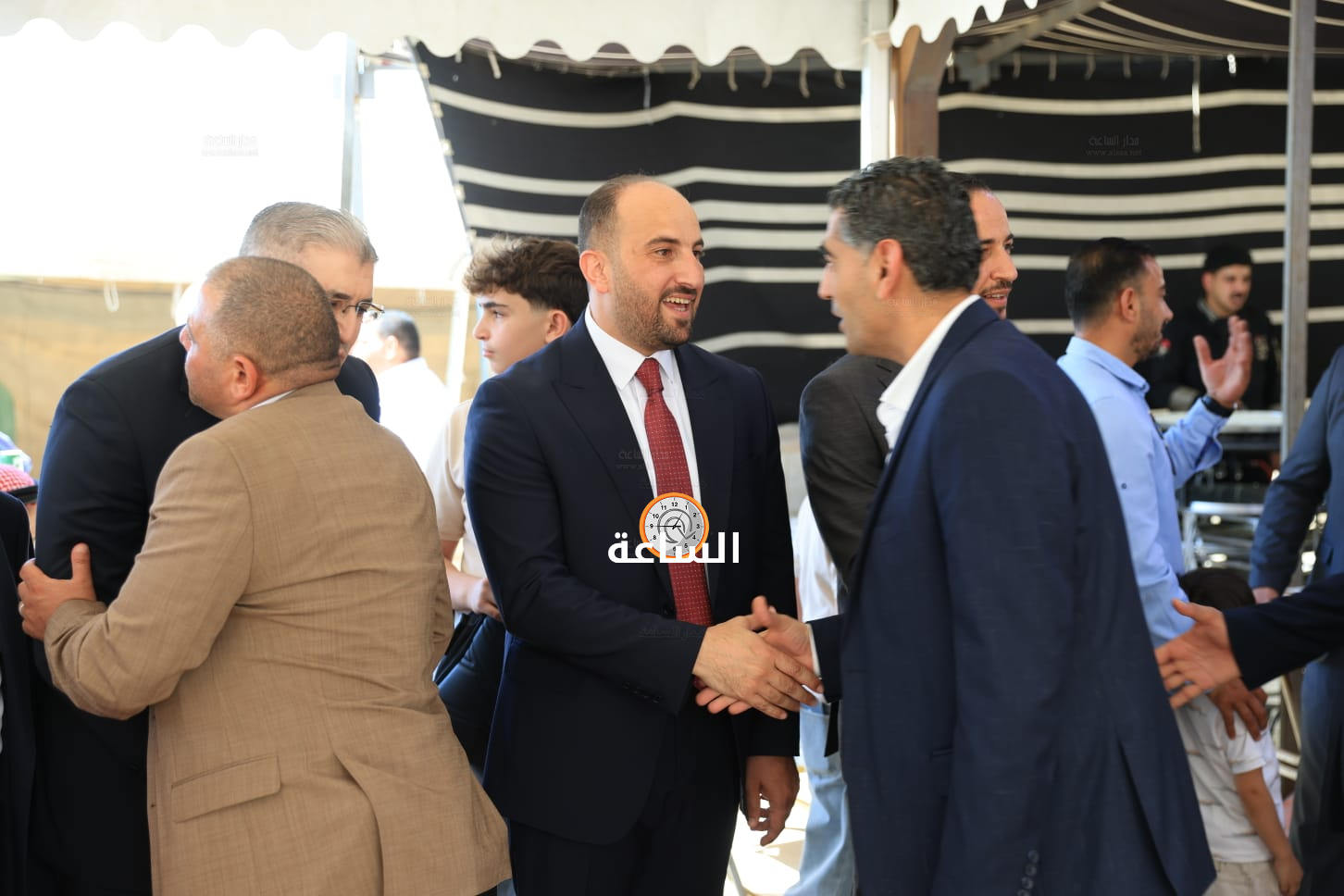 Madar Al-Saa Images 0.7837636536446463