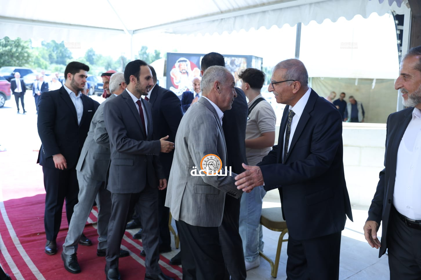 Madar Al-Saa Images 0.22168263430524016