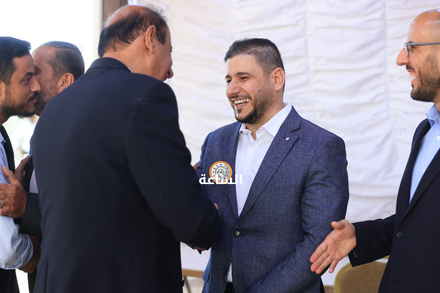 Madar Al-Saa Images 0.9193150919507921