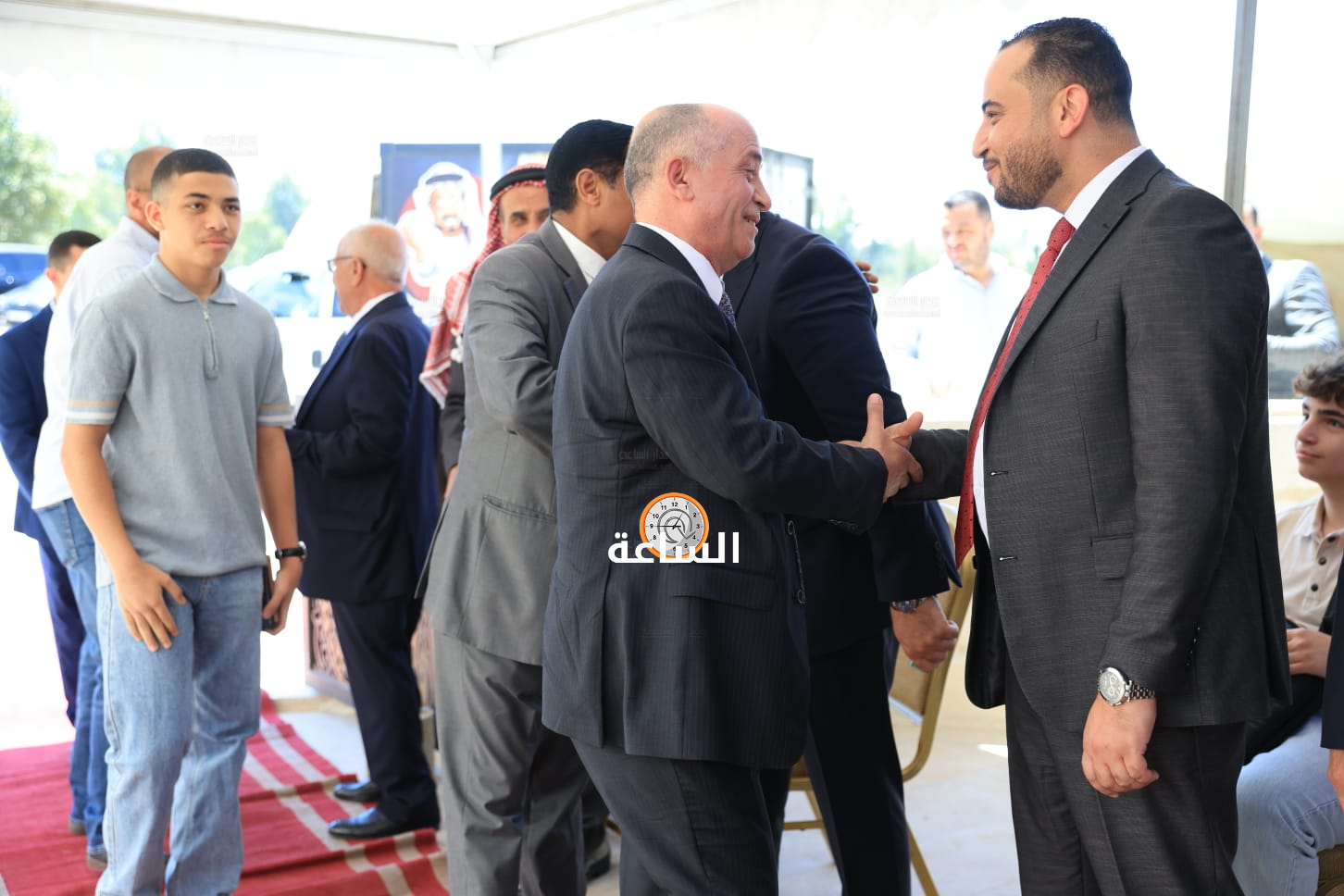 Madar Al-Saa Images 0.6722207007667347