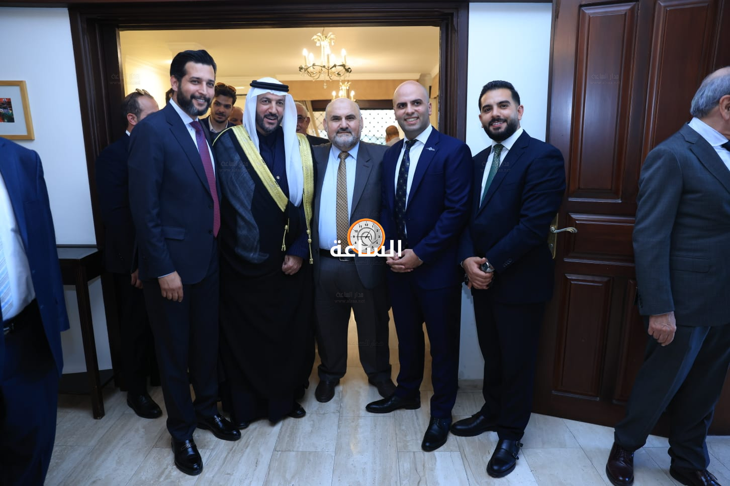 Madar Al-Saa Images 0.3959014570945407